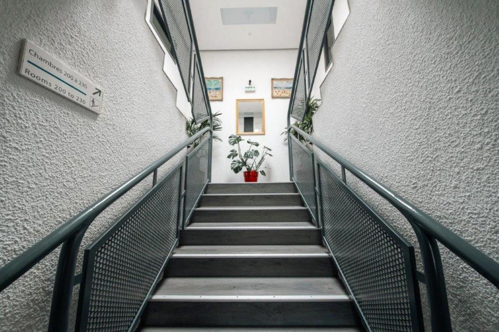 Brit Hotel La Bonne Etape Évreux Kültér fotó